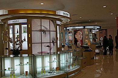 《明末：渊虚之羽》预告浓缩合集 性感女主激战Boss